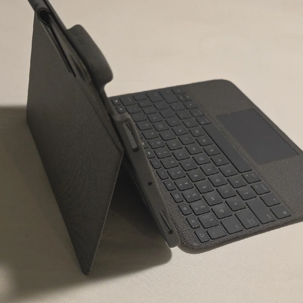 Logitech Gray Tablet Keyboard Folio